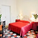 Labelle Hotel