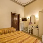 Hotel Labelle 2*