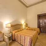 Labelle Hotel 2*