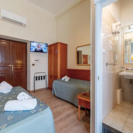 Labelle Hotel 2*