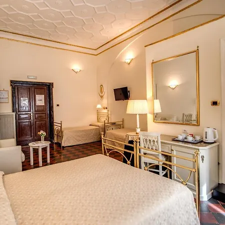 Otel Labelle 2*